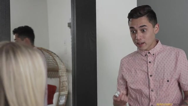 Moms Battery Powered Orgasm - S1:E5 - Momlover