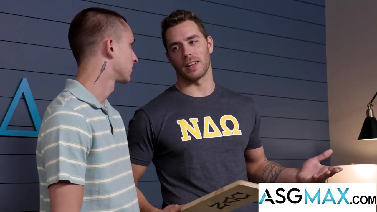 Fratboys Help Each Other Out With Carter Woods And Theo Brady