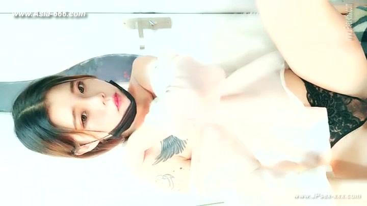 chinese teens 18+ live chat with mobile phone.310