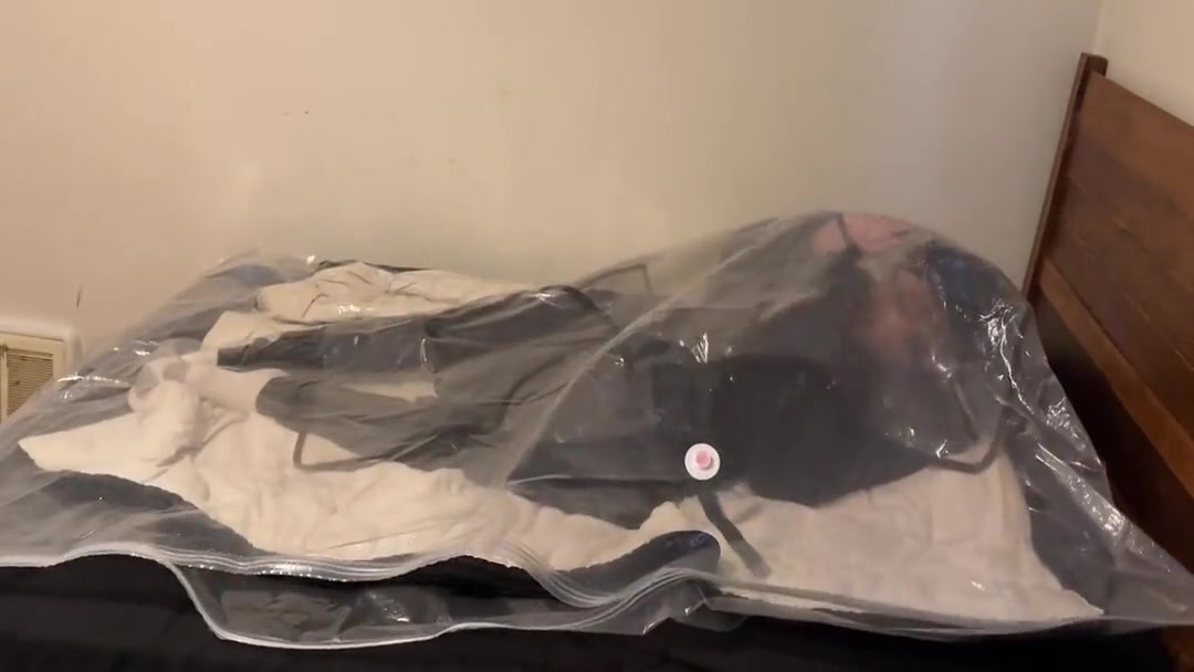 Mar 26 2023 - Vacpacked In Mikes Winter Coat With My Pvc Aprons