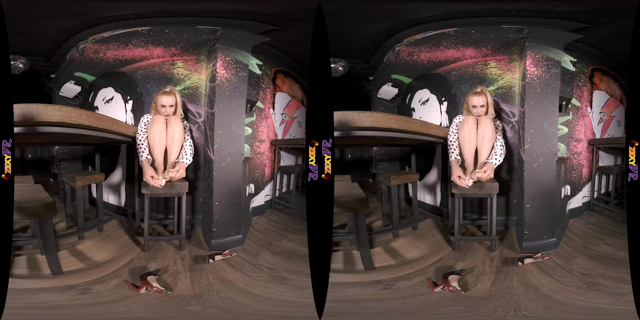 Foot Fetish featuring Lizzie - ZexyVR