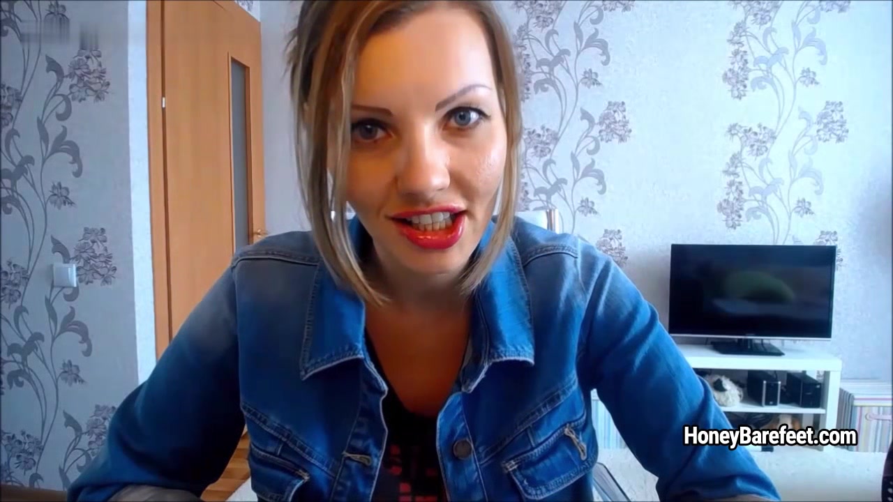 Miss Honey Barefeet - Taking Advantage Of Loser John