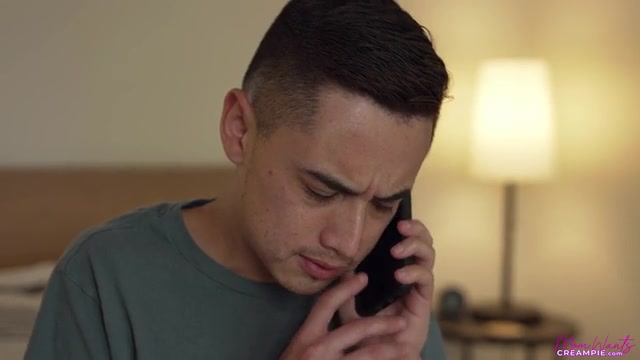 Let Me Make Sure That Cookie Gets Some Icing Stepmom - S1:E5 - Momlover