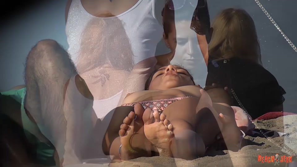 Pink holiday - BeachJerk
