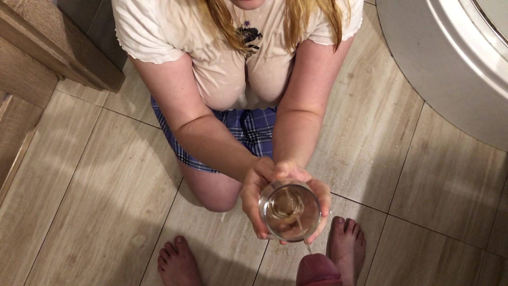 Pissy Blowjob With Swallowing - Kinky Amy