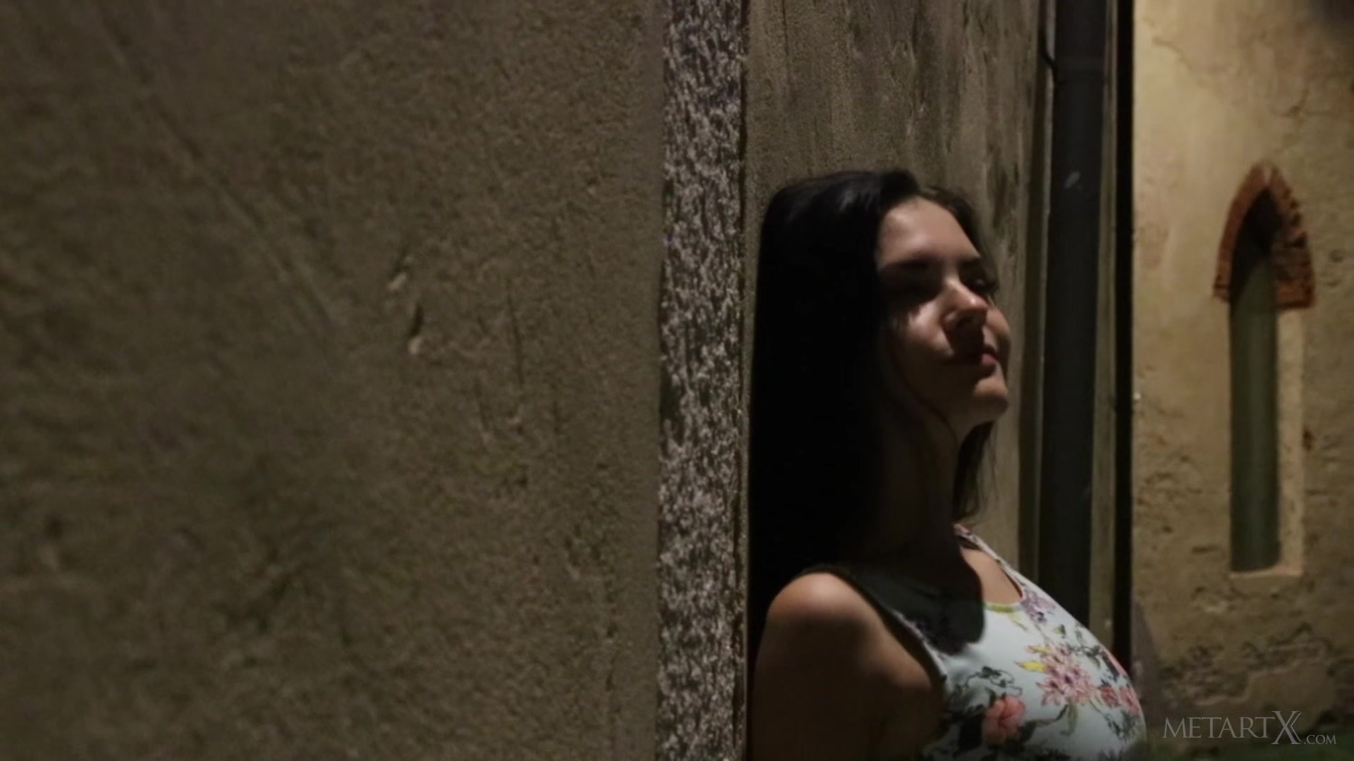 Night Walking - Anie Darling - MetartX