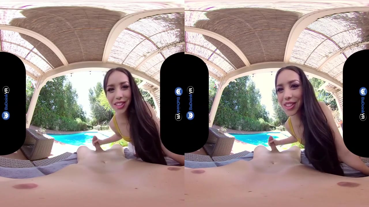 Vr Porn, Brunette Babe And Alina Lopez - One On One Outdoor Sex Party
