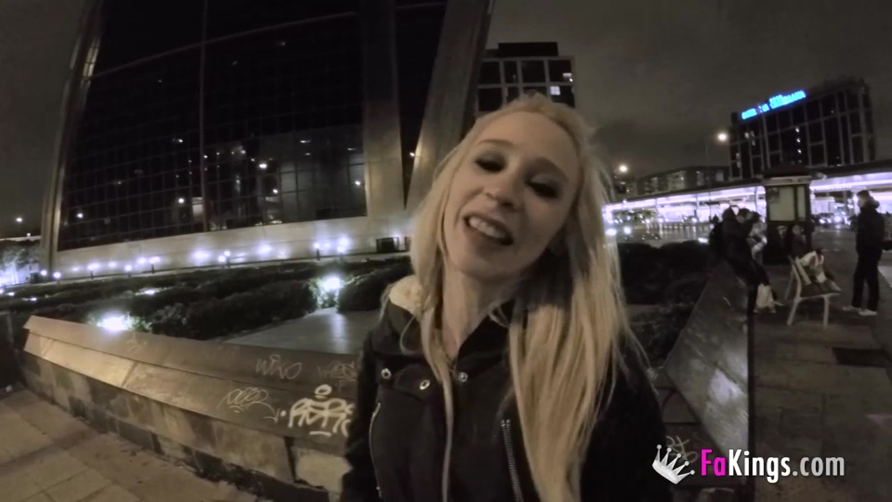 She has crossed half Spain just to fuck Jordi!!