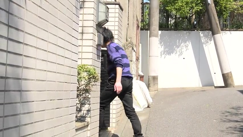 Shino Aoi Misunderstood by the floating bra wife taking out trash - Caribbeancom