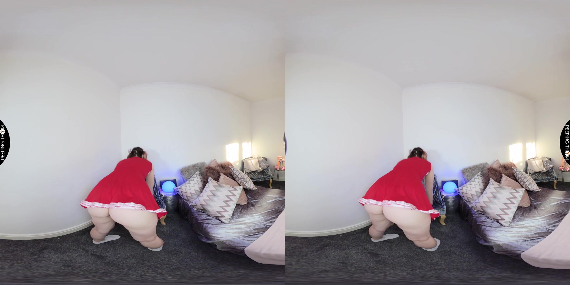Cheerleader Teaser - PeepingThom