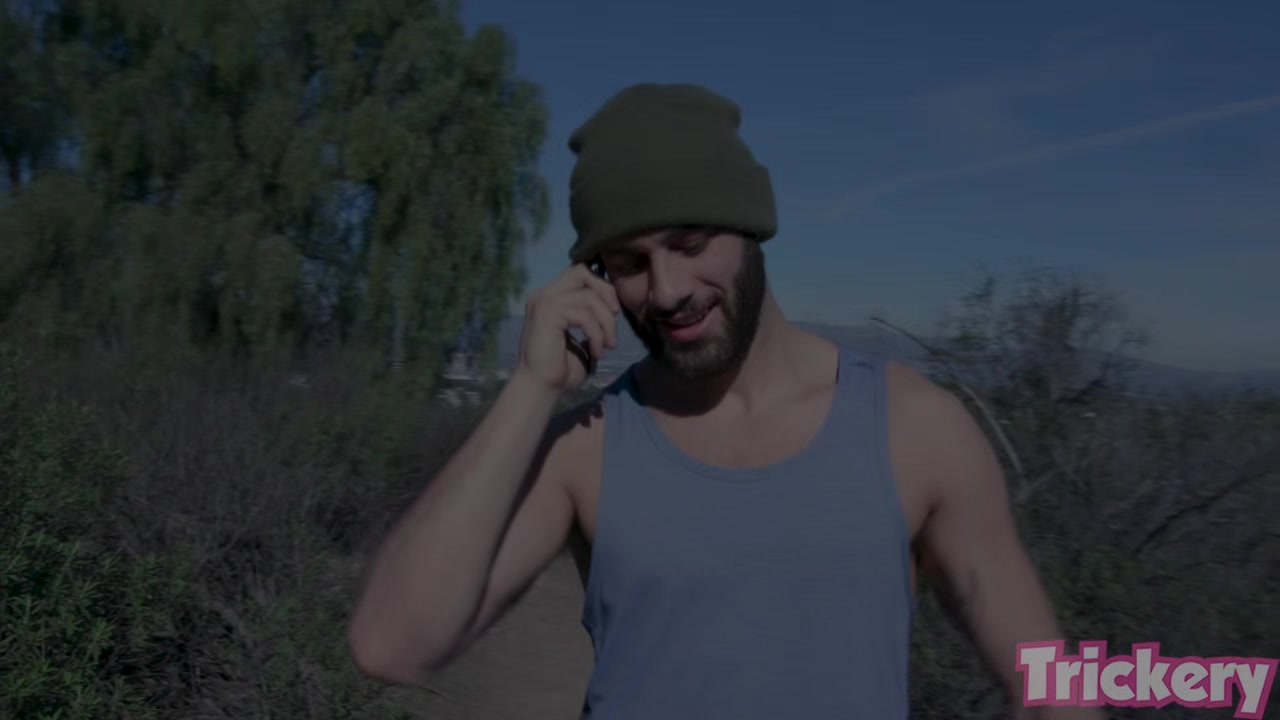 Trickery - Kali Roses gets fucked during BIrdbox challenge