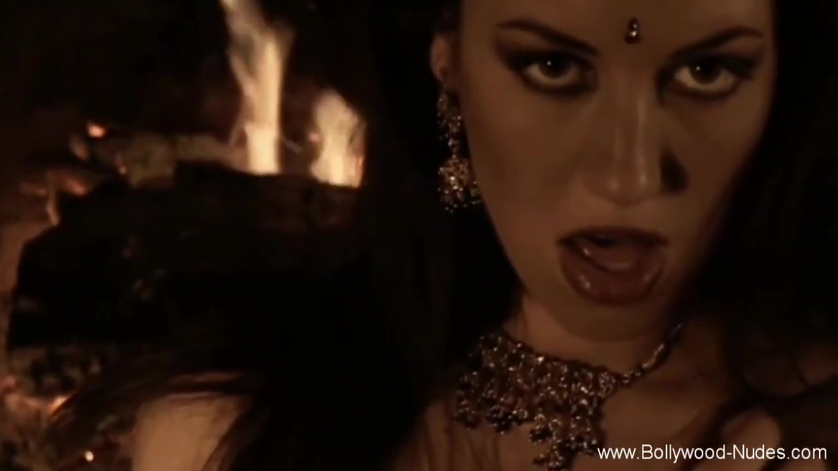 Feeling Sensual With Beautiful With Seduction - Indian Lady