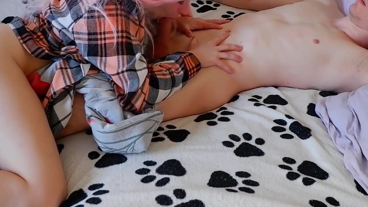 Cum In Girlfriend After 11 Min With Morning Sex