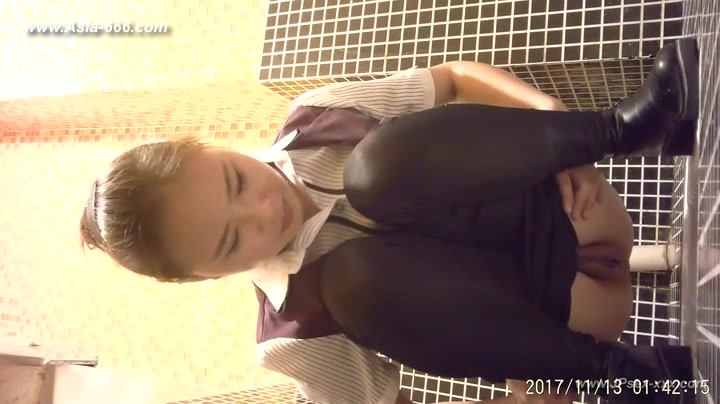 chinese amateur footjob & homemade.4