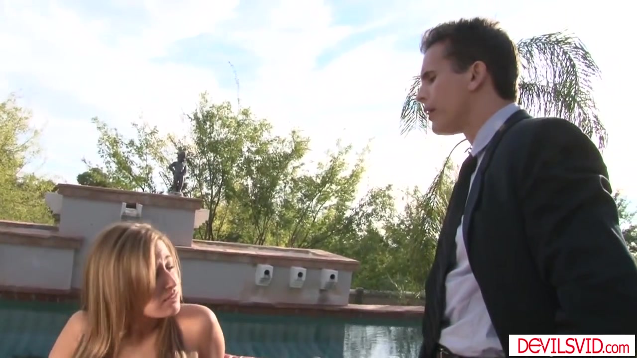 Stepdad fucking her stepdaughter and making her moan hard