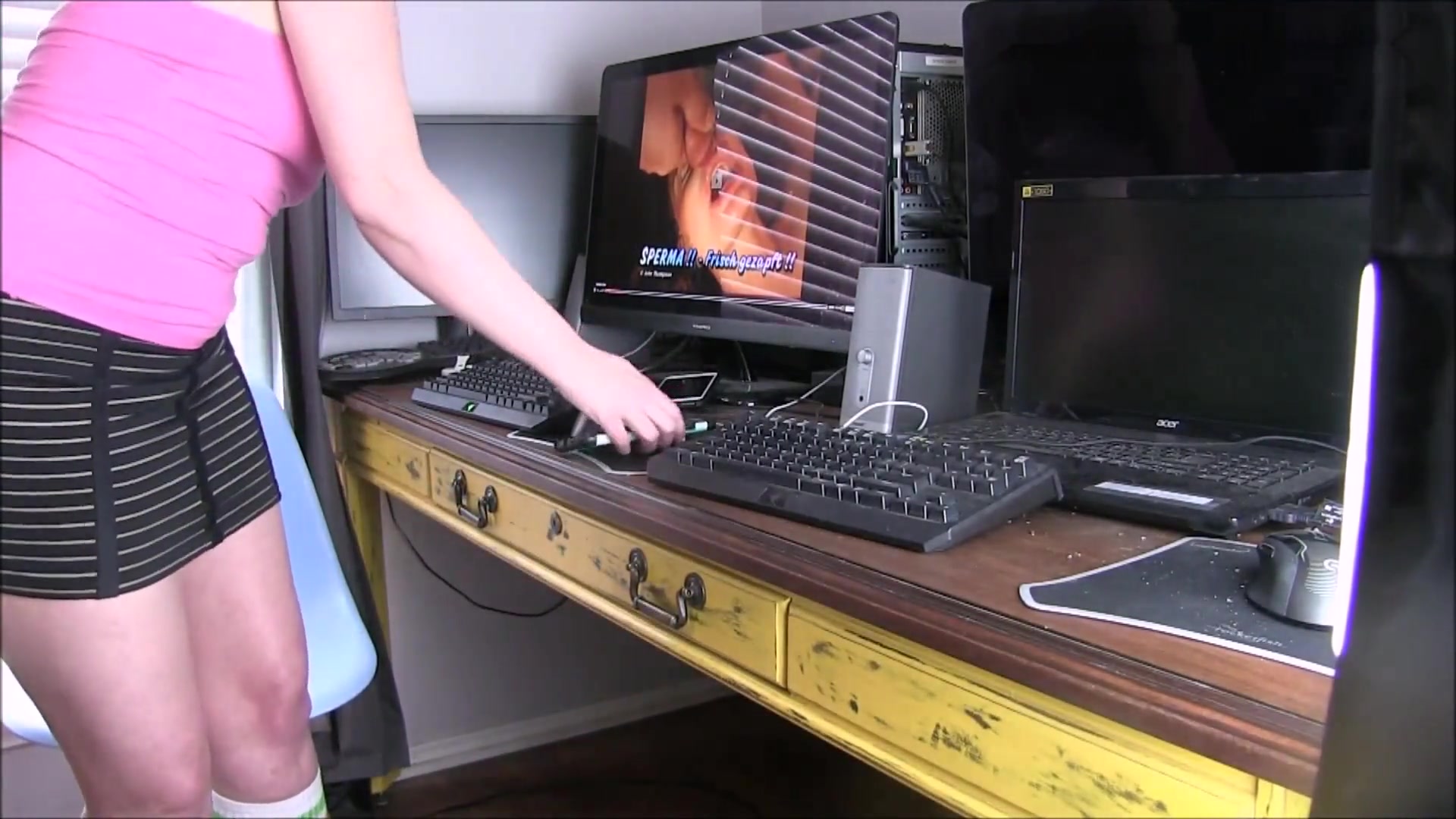 Bratty Daisy Blackmails To Ruin Pt1 - TacAmateurs