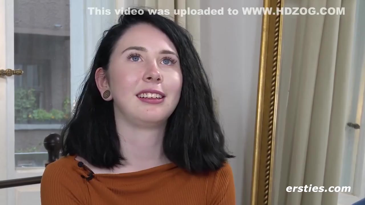 Joan A In Studentin Bringt Ihre Klitoris Zum Vibrieren