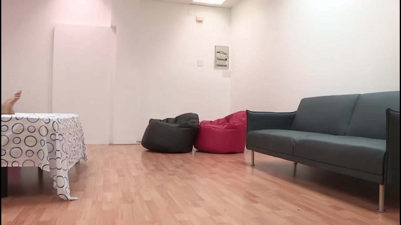 Girl from Ceuta in trouble fucks for a quick buck. When the need