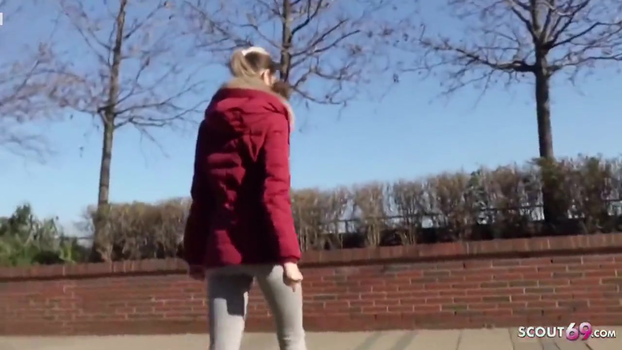 Gina Gerson In Duitse Scout Magere Tiener Opgepikt Voor Castin