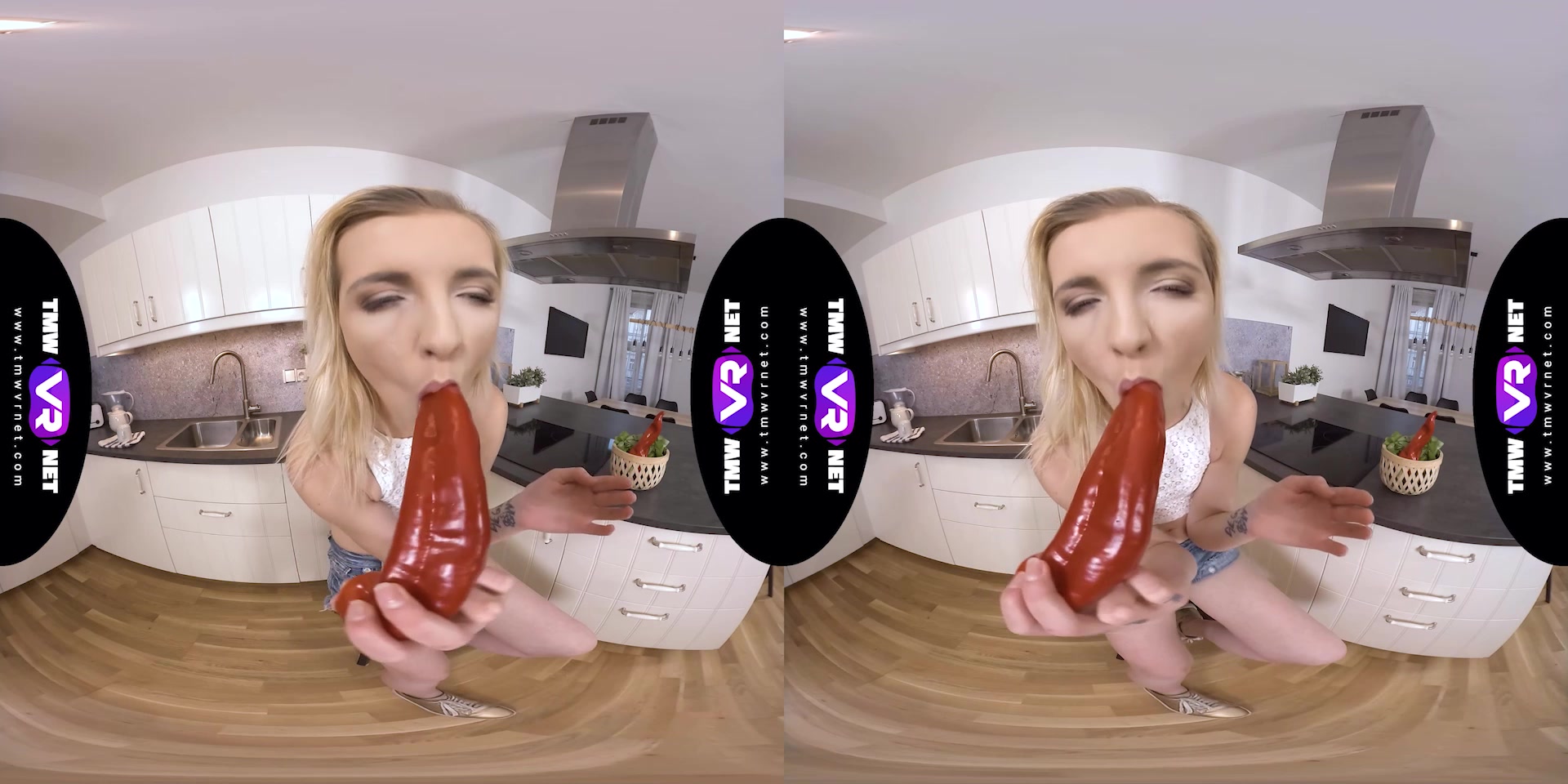 Hot pepper for salad and orgasm - TmwVRnet