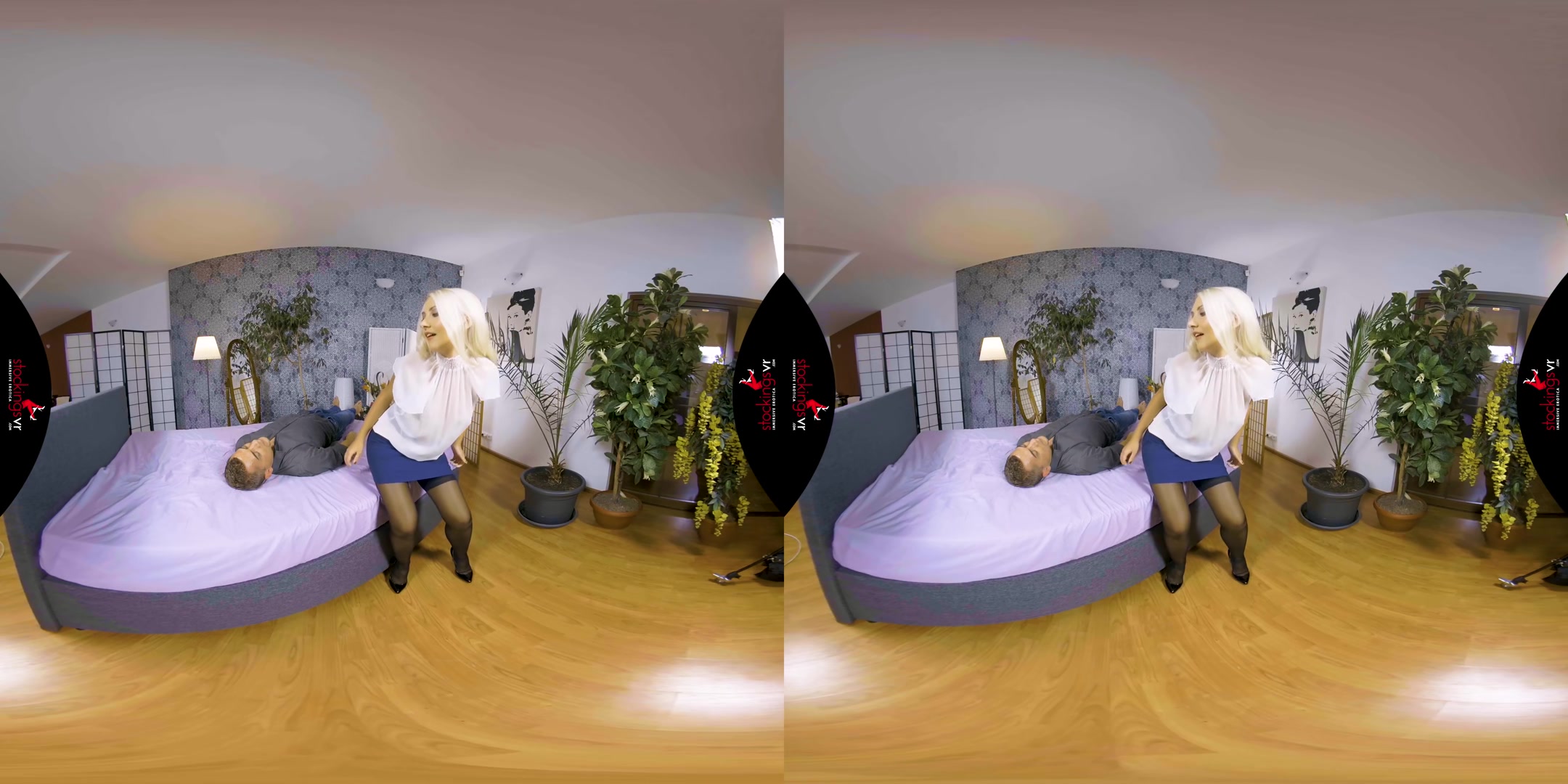 Panty Smother Domme - StockingsVR