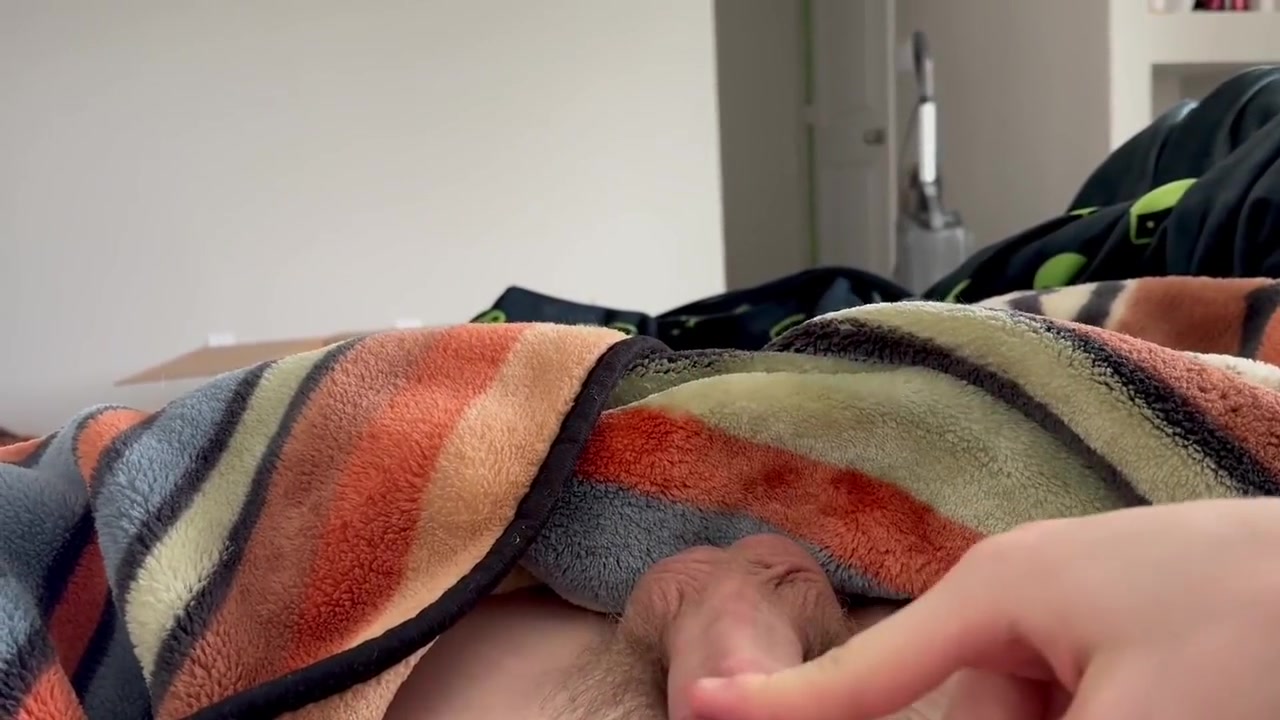 Morning Jerk Session - Gay Boy