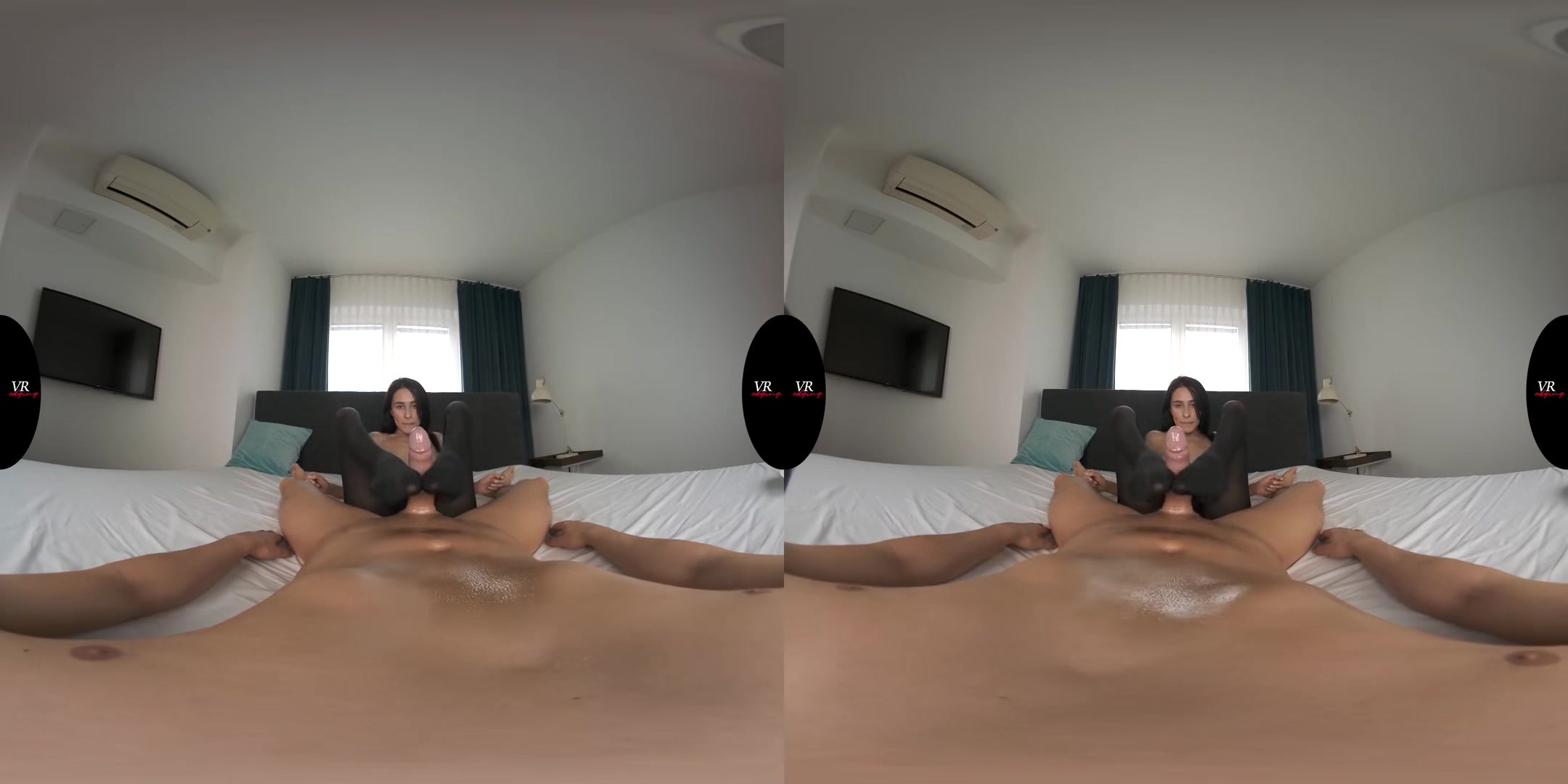 Alyssa Lets You Explode On Her Nylon Feet; Virtual Reality Blowjob and Edging