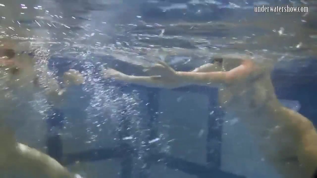 Teens And Solo teen 18+ Babe Swimming Underwater In Pool