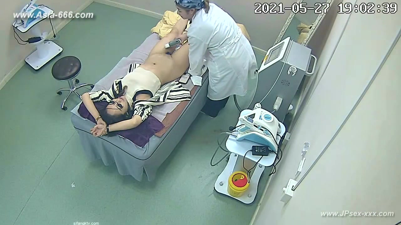 Peeping Hospital patient.16