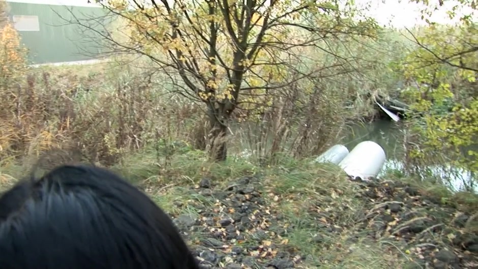 Busty bitch sucks and fucks in the outdoors
