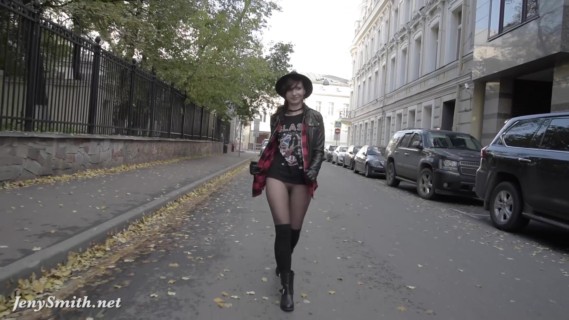 Jeny Smith pantyhose fire walking
