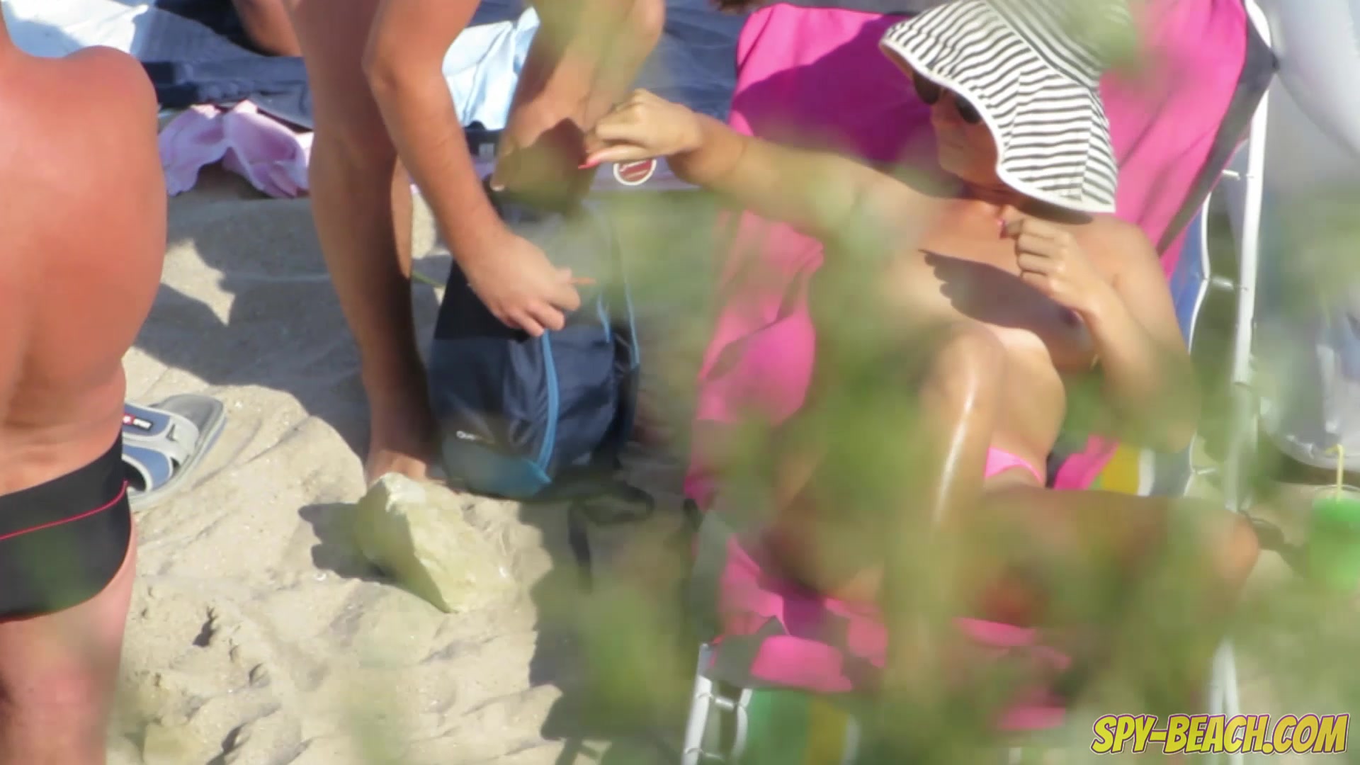 Pink Bikini Amateur Topless Beach Girls
