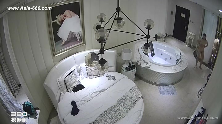 Hackers use the camera to remote monitoring of a lover's home life.264
