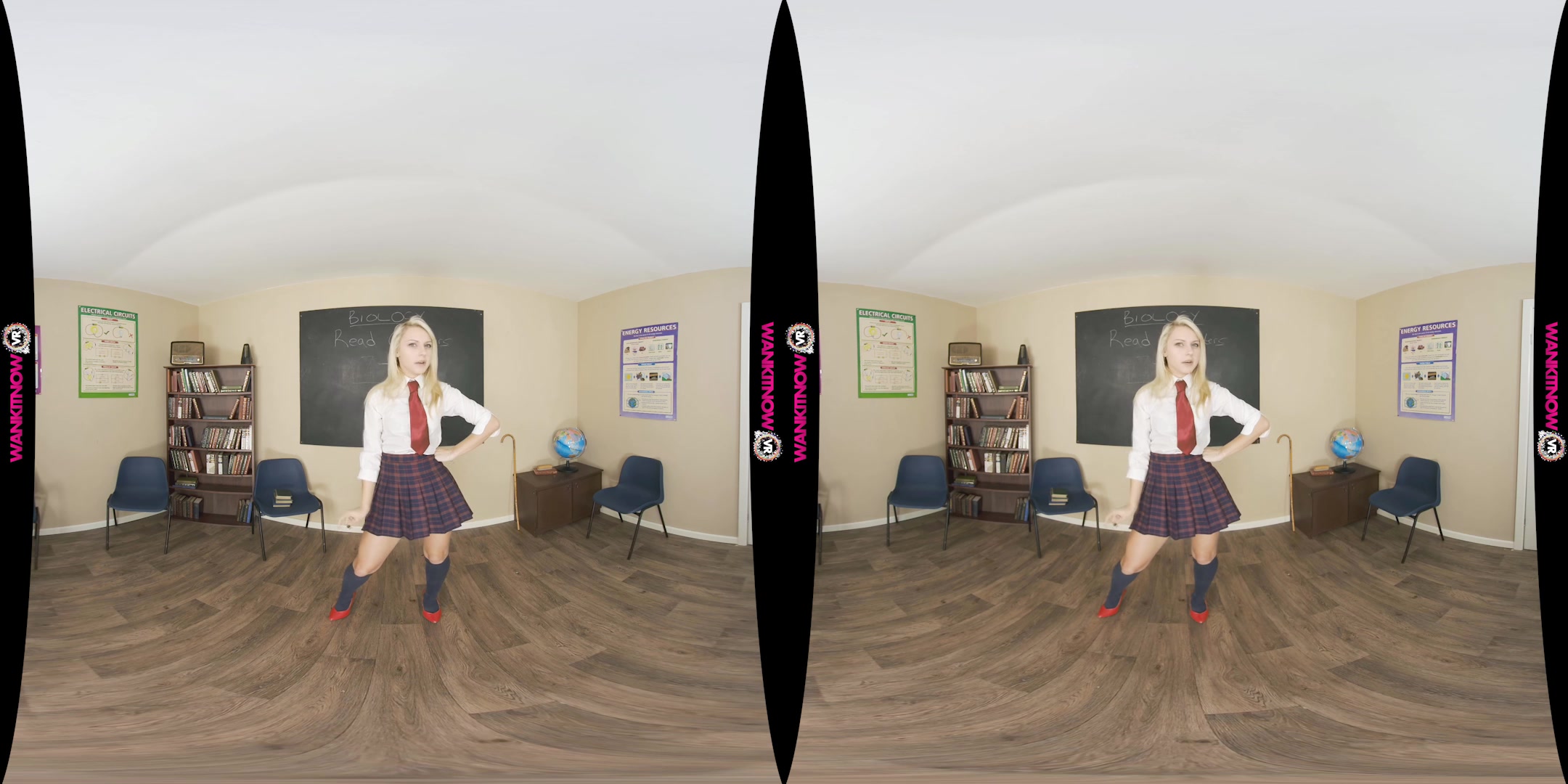 Wank For Me featuring Chloe Toy - WankitNowVR