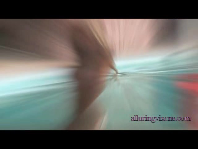 Krystal gets wet - Alluringvixens