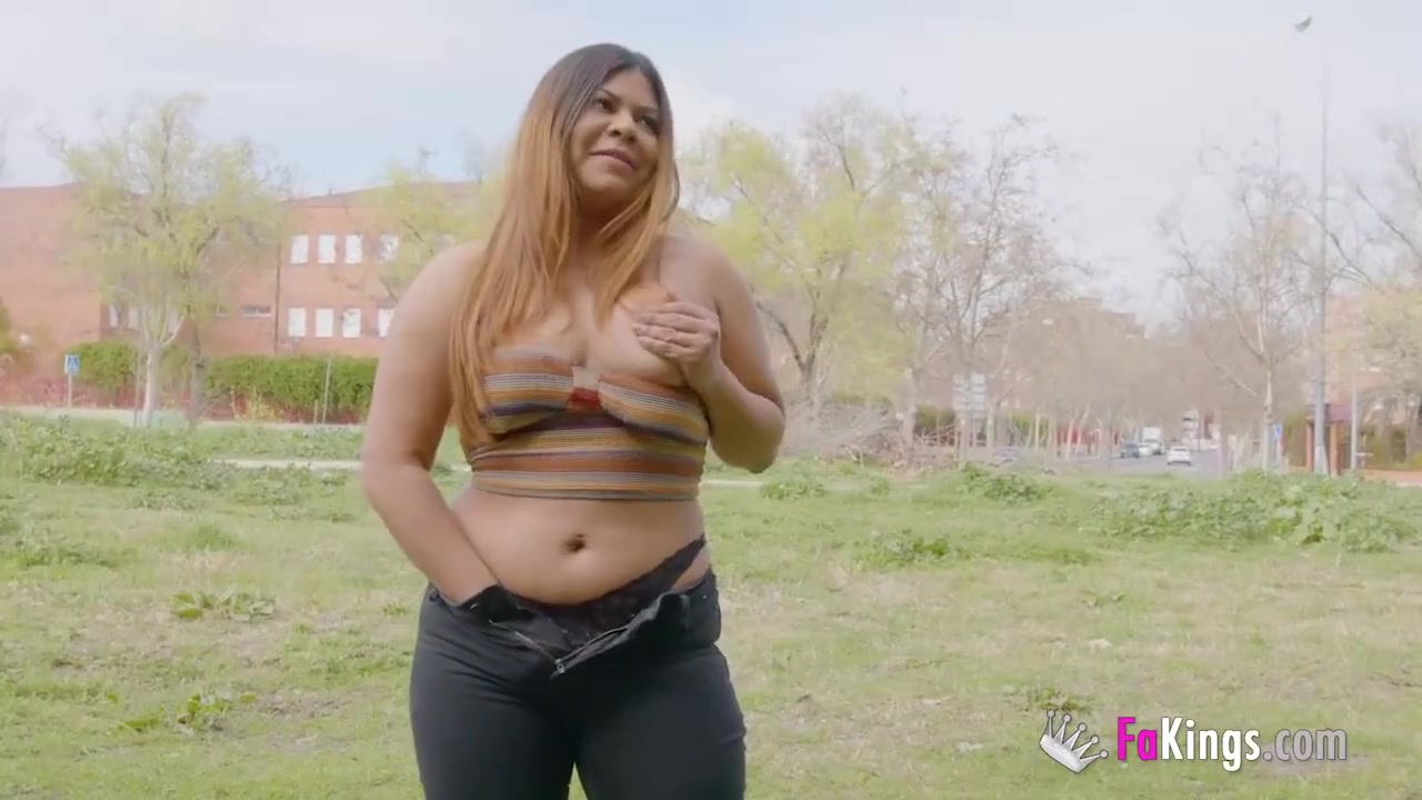 Amazing Chubby Beauty Shows Us She Loves Showing Herself In Public
