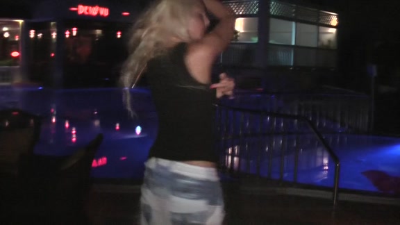 Hot babe masturbates