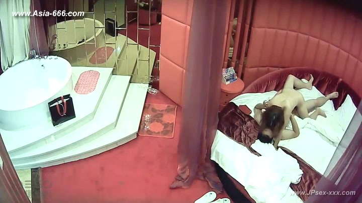 Hackers use the camera to remote monitoring of a lover's home life.308