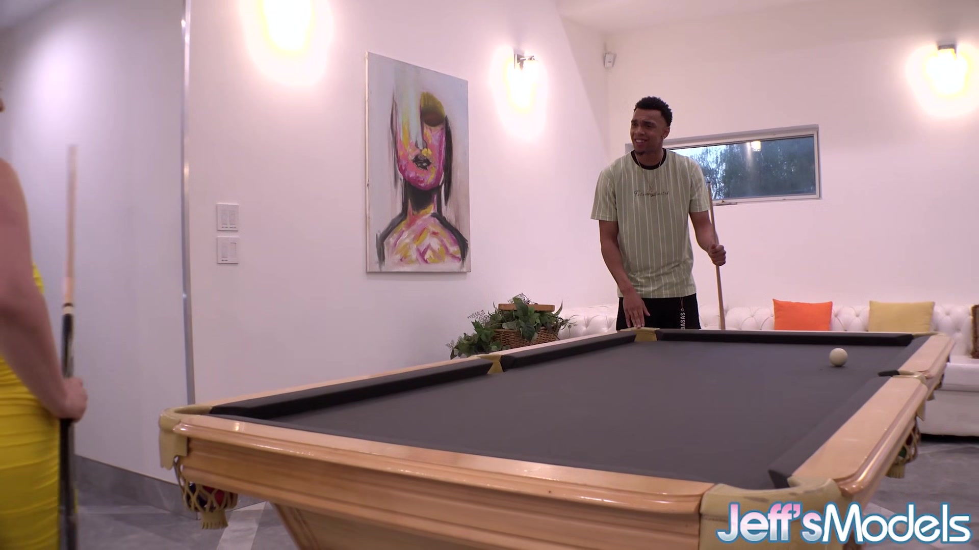 Fat Pool Hustler Bangs a Black Dude