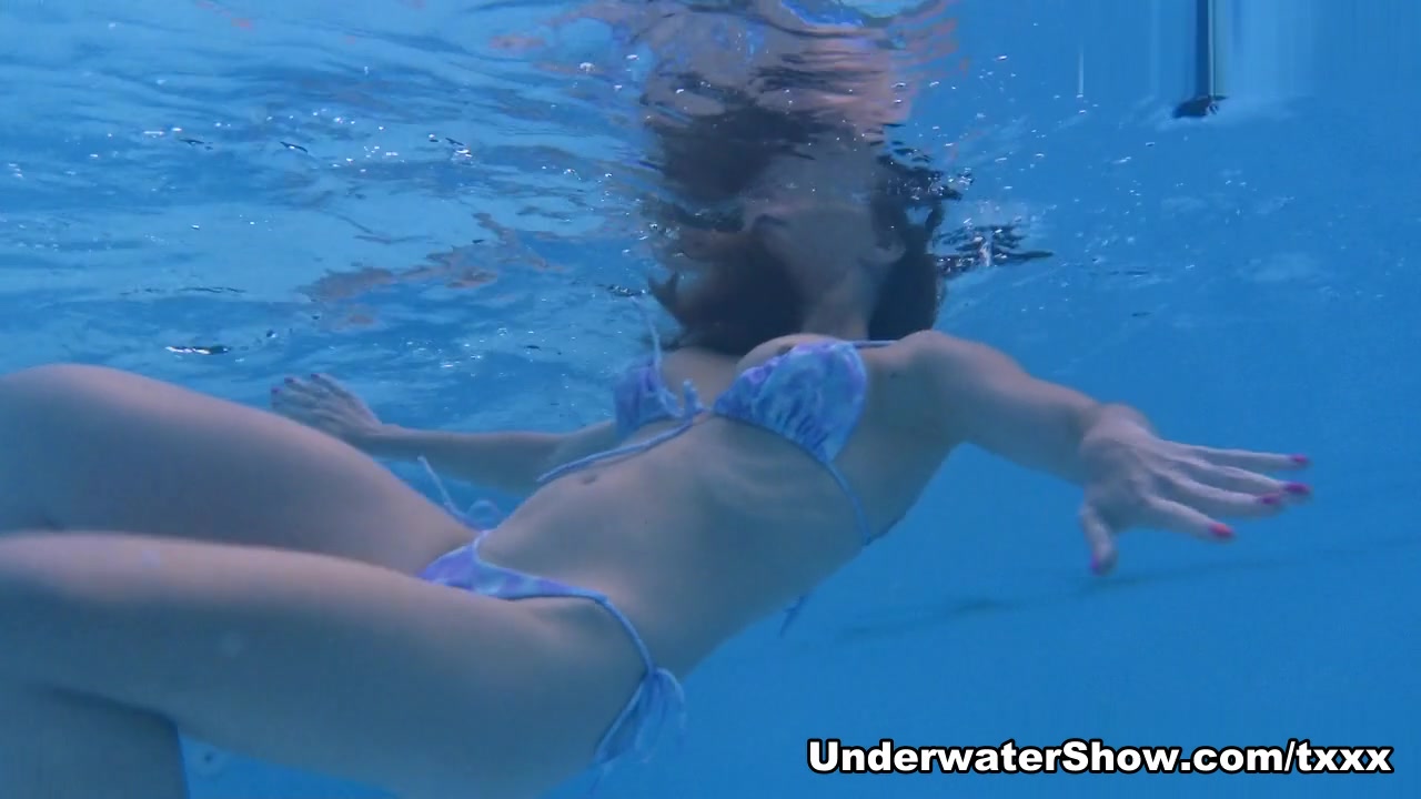 Aocean Anastasia Ocean Video - UnderwaterShow