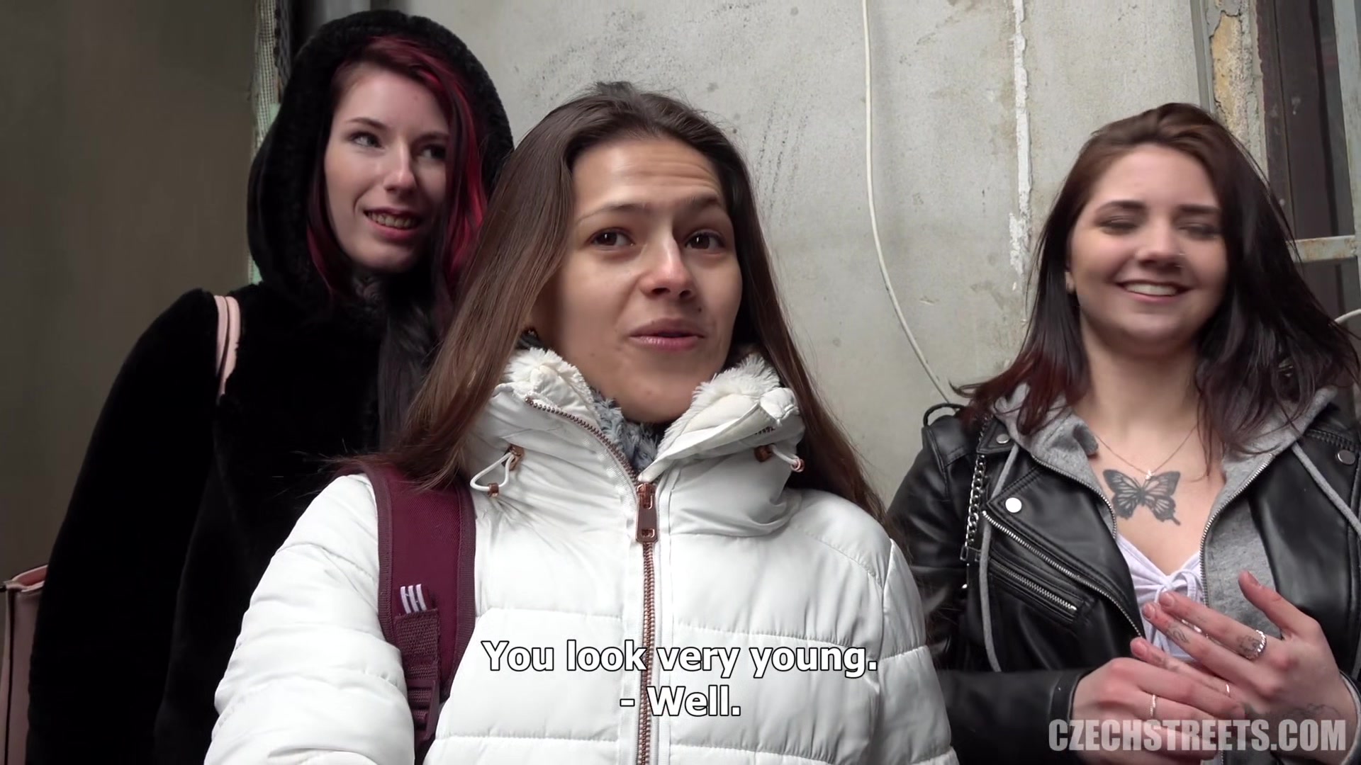 Czech Streets – Girls from Hairdressing Tech