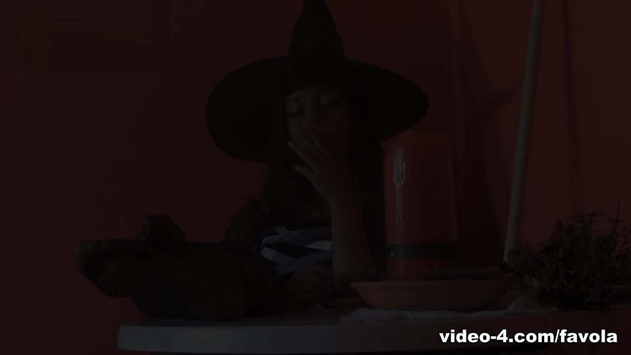 PiedidaFavola Video: Strega