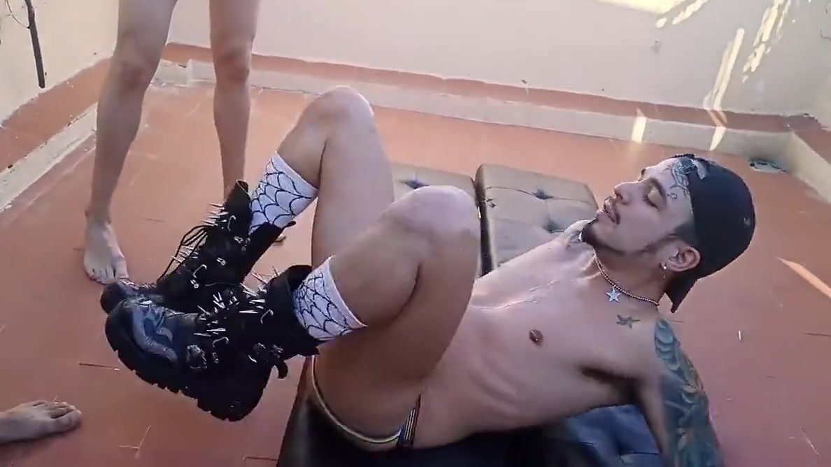 2 Super Hot Twinks Fuck Me Hard On My Terrace Like Professionals!