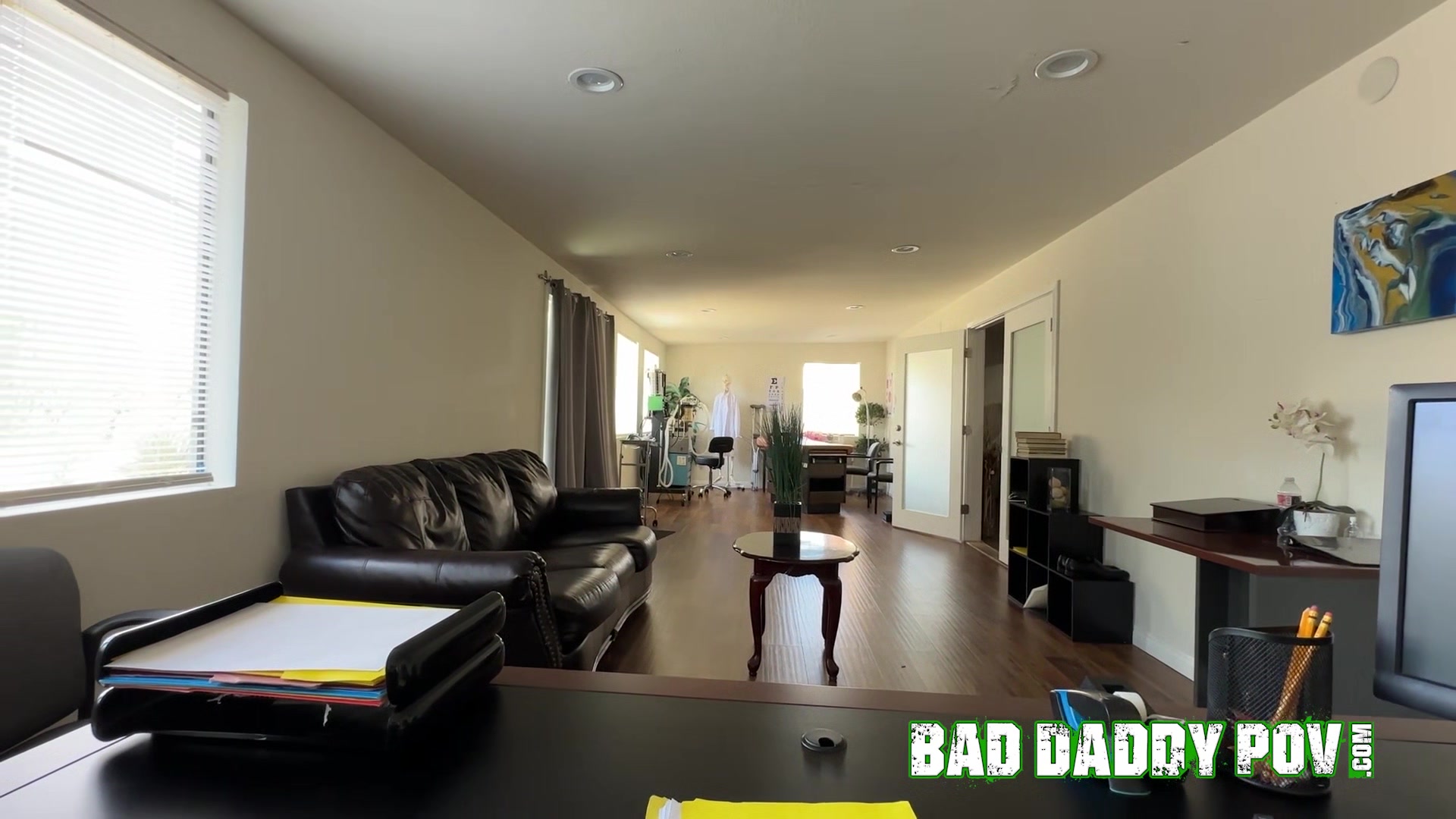 StepDaughter Hard To Focus on StepDad Big DICK