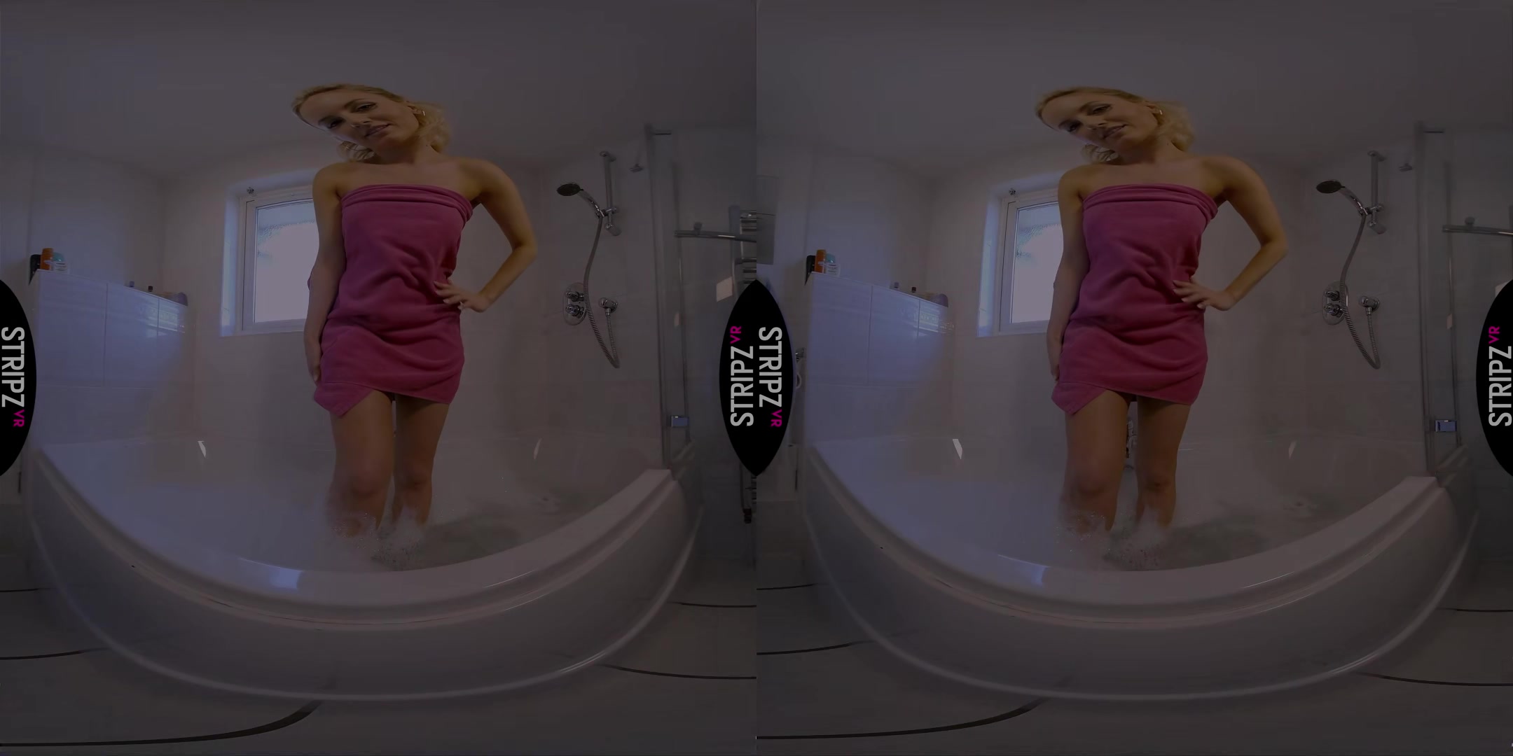 Lets Get Wet - StripzVR