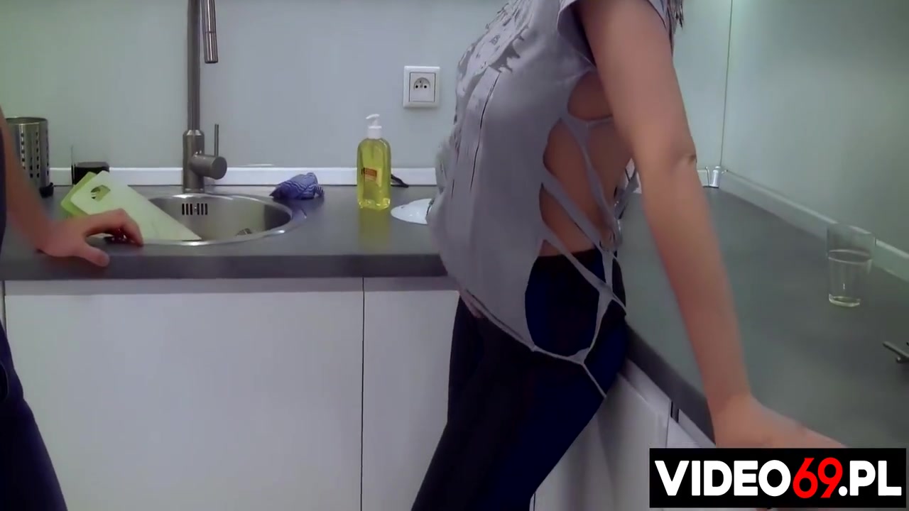 Katarzyna Bella Donna In Napalona Mama Kolegi (remastered) 5 Min