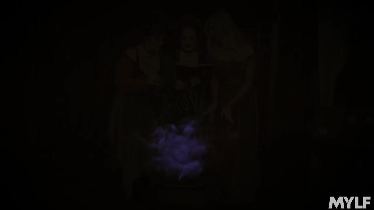 Hocus Pocus Deux - MYLF