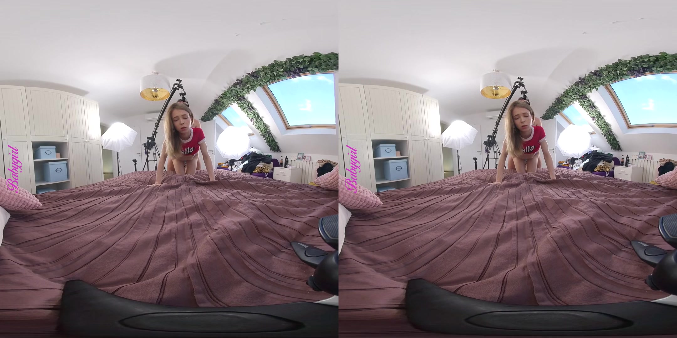 The Girl With The Magic Pussy - Voyeur