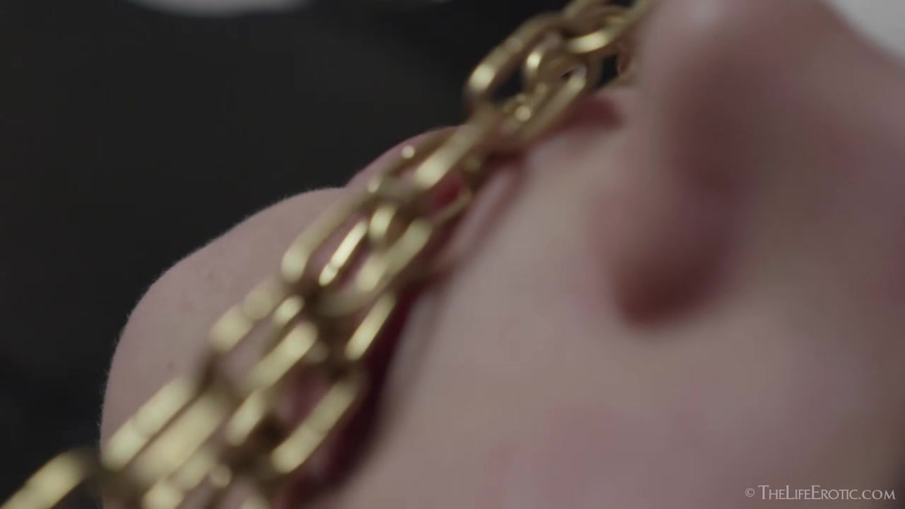 Golden Touch 2 - Lizzy B - TheLifeErotic
