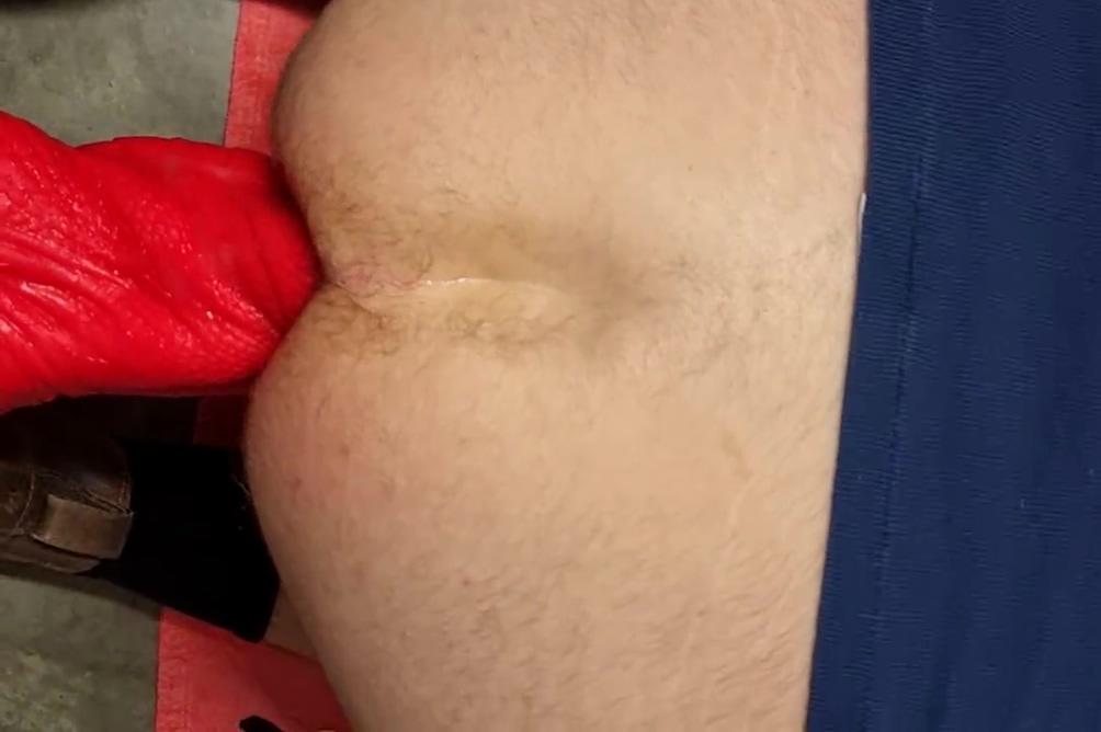 Str8 Aussie Plowed By Hankeys Cobra Xxl On Fucking Machine